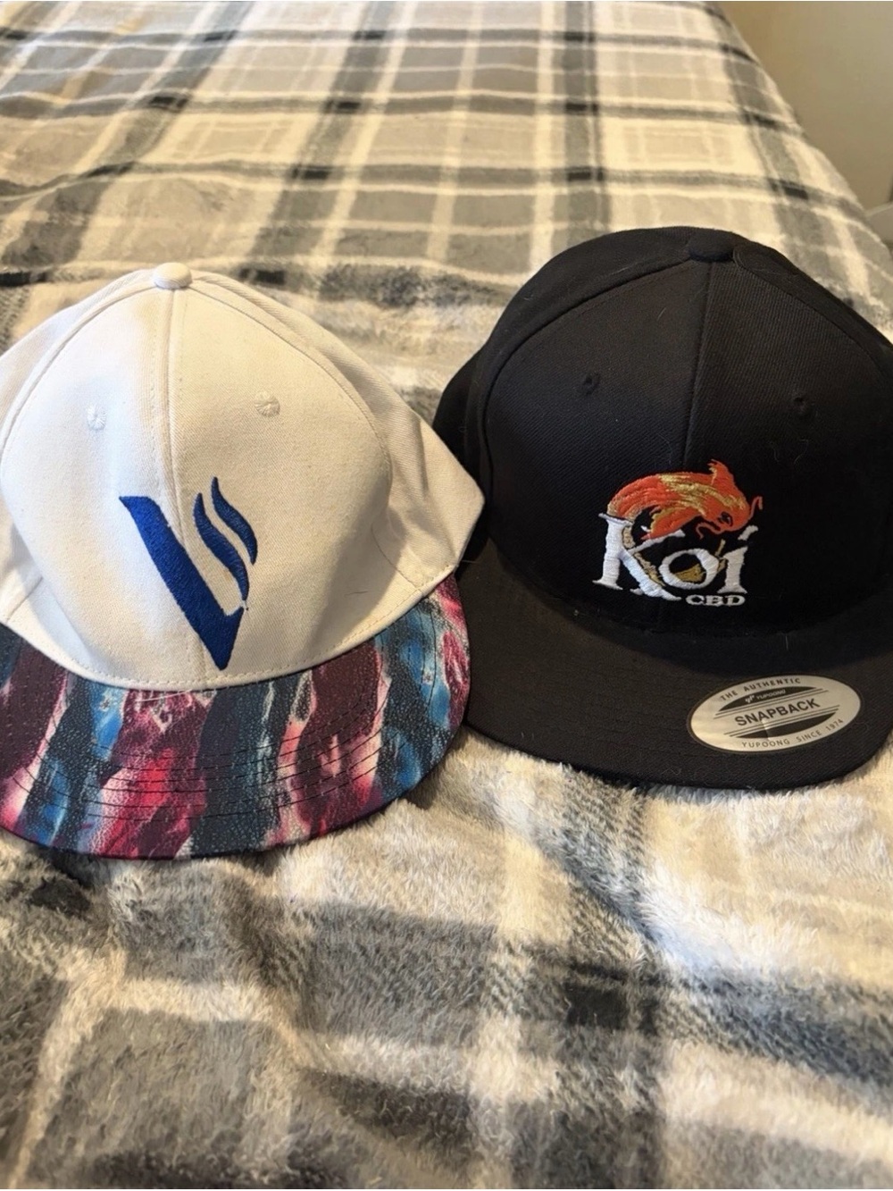 The Classic White & Black Snapback Hats with Multicolor Brim